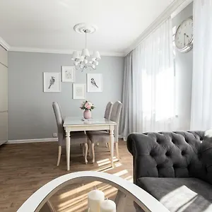 Luxury In Old Town - Free Parking Апартаменты